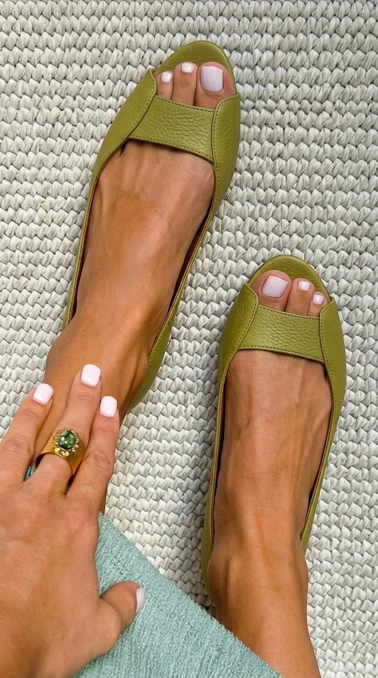 Adelina | Sandalias Doradas Comfort Chic | Blanca Vela