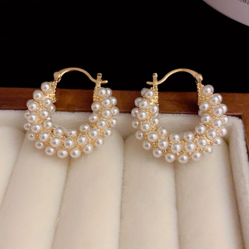 Pendientes de aro con perlas en capas | Blanca Vela