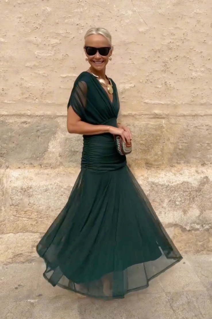 Luisa | Elegante vestido largo de fiesta con cuello en V | Blanca Vela