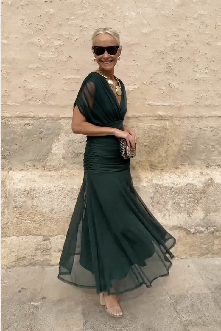 Luisa | Elegante vestido largo de fiesta con cuello en V | Blanca Vela