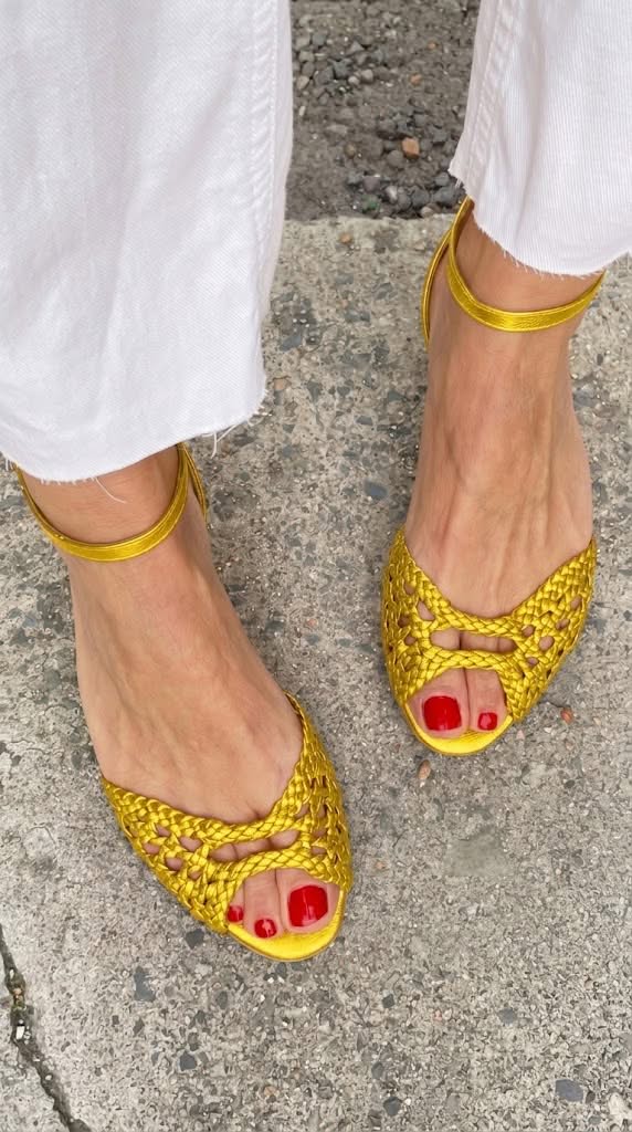 Isadora | Sandalias Trenzadas Doradas | Blanca Vela