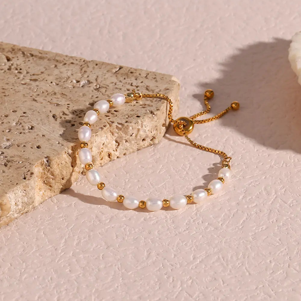 Elegante Pulsera de Perlas y Oro | Blanca Vela