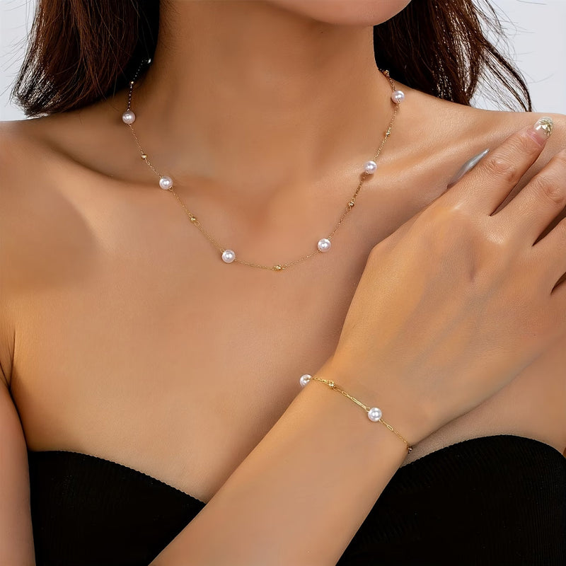 Set de Joyas con Cadena de Perlas Delicadas | Blanca Vela