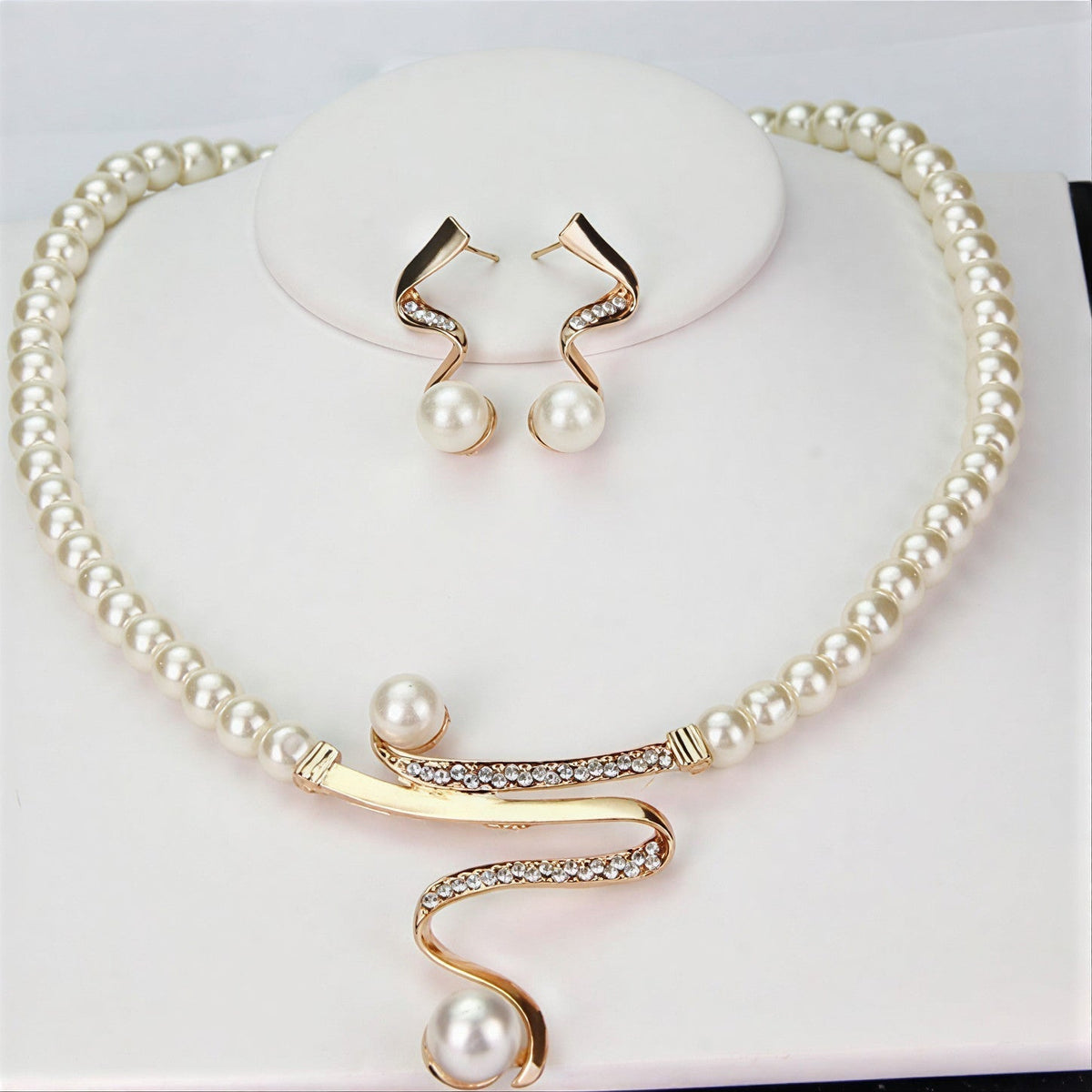 Set de Joyas Elegante con Perlas | Blanca Vela