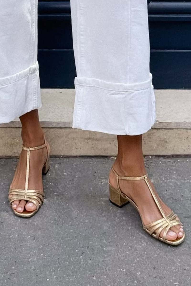 Allegra | Sandalias Doradas Elegancia | Blanca Vela