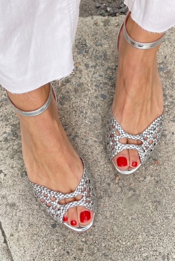 Isadora | Sandalias Trenzadas Doradas | Blanca Vela