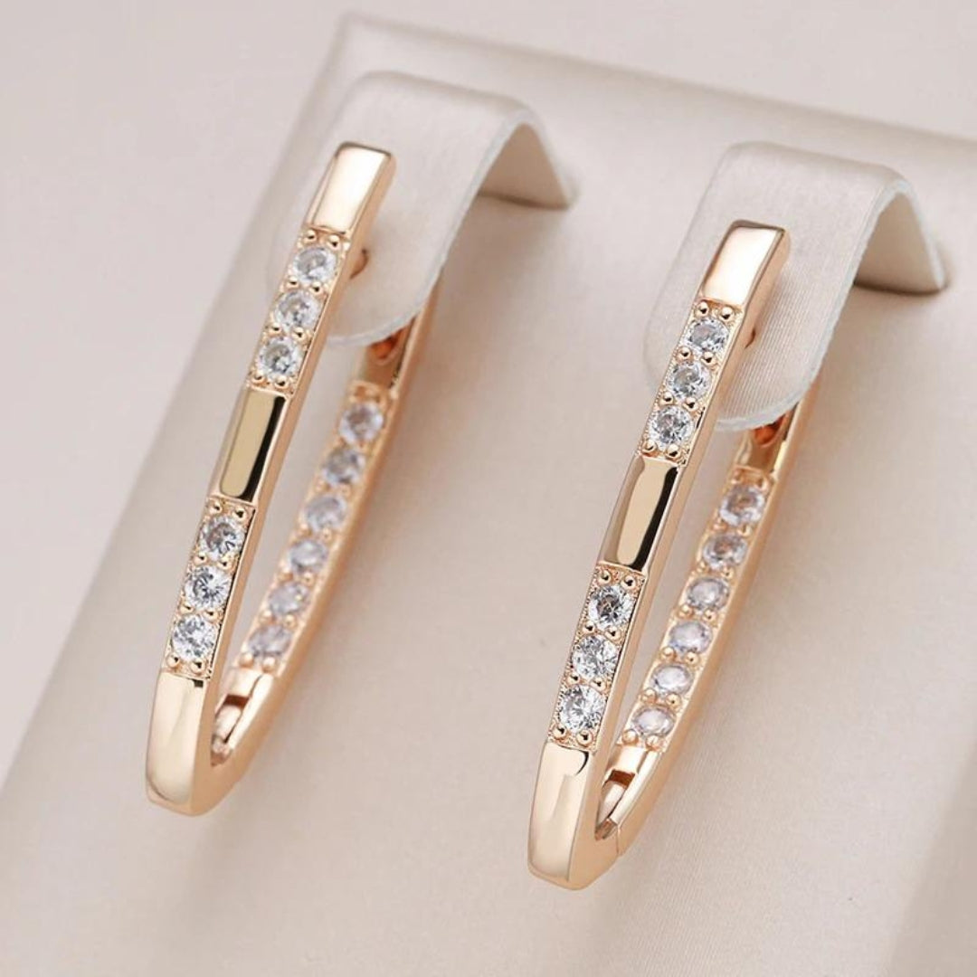 Pendientes Elegantes de Circonita Dorada | Blanca Vela