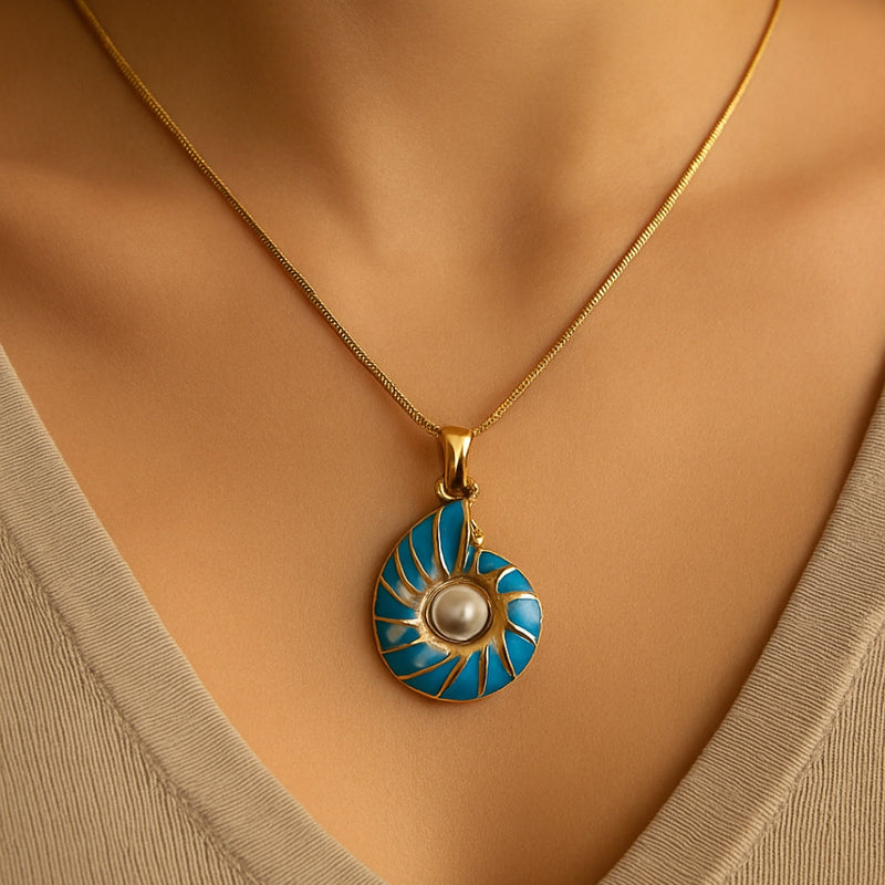 Collar con Concha Azul Perla | Blanca Vela