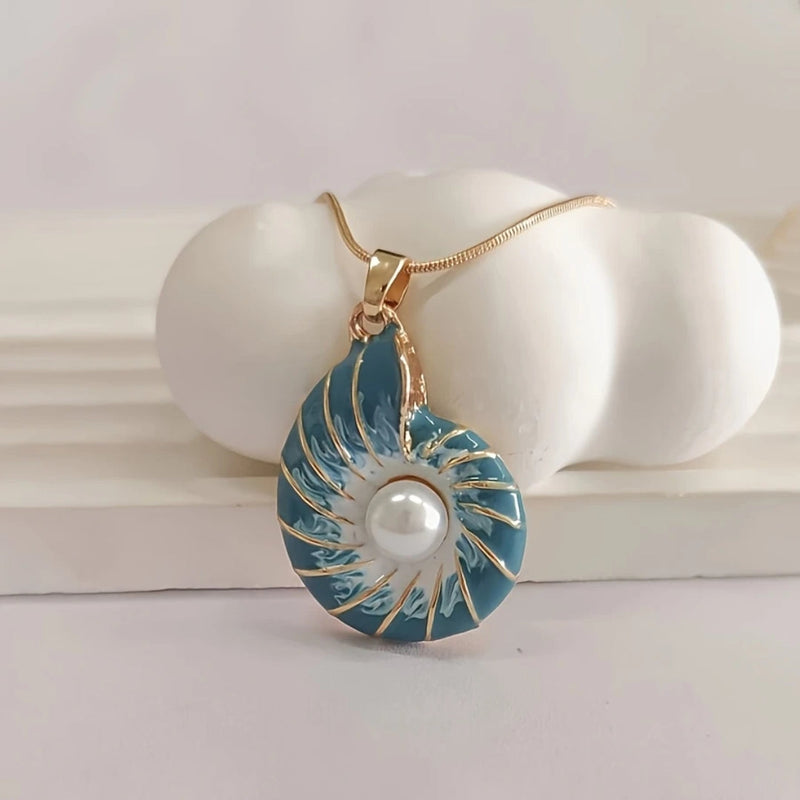 Collar con Colgante de Perla de Concha | Blanca Vela