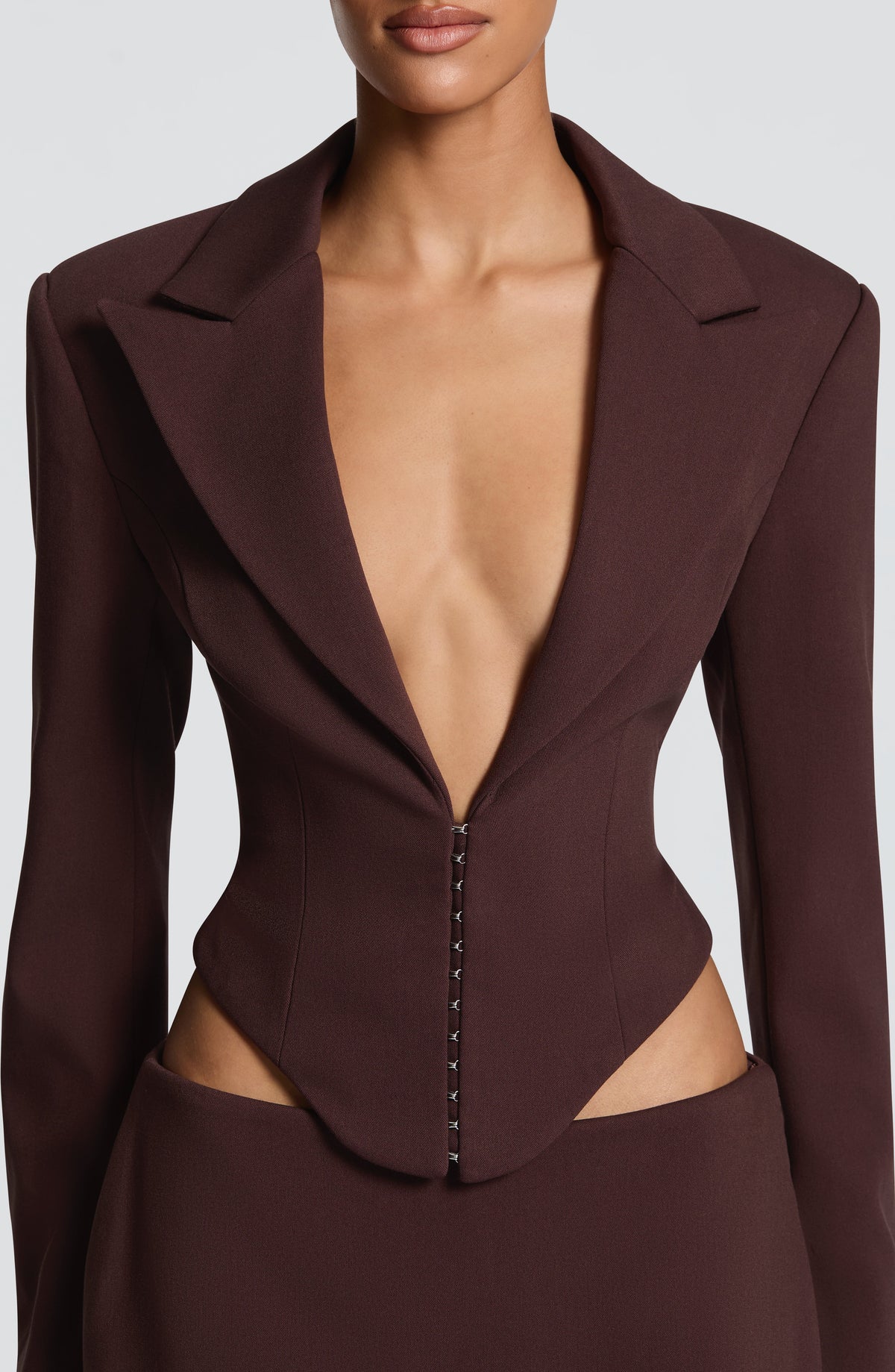 Blazer Corto Agatha - Marrón Ciruela | Blanca Vela