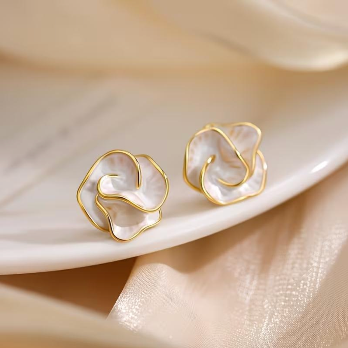 Pendientes de Flor de Perla | Blanca Vela