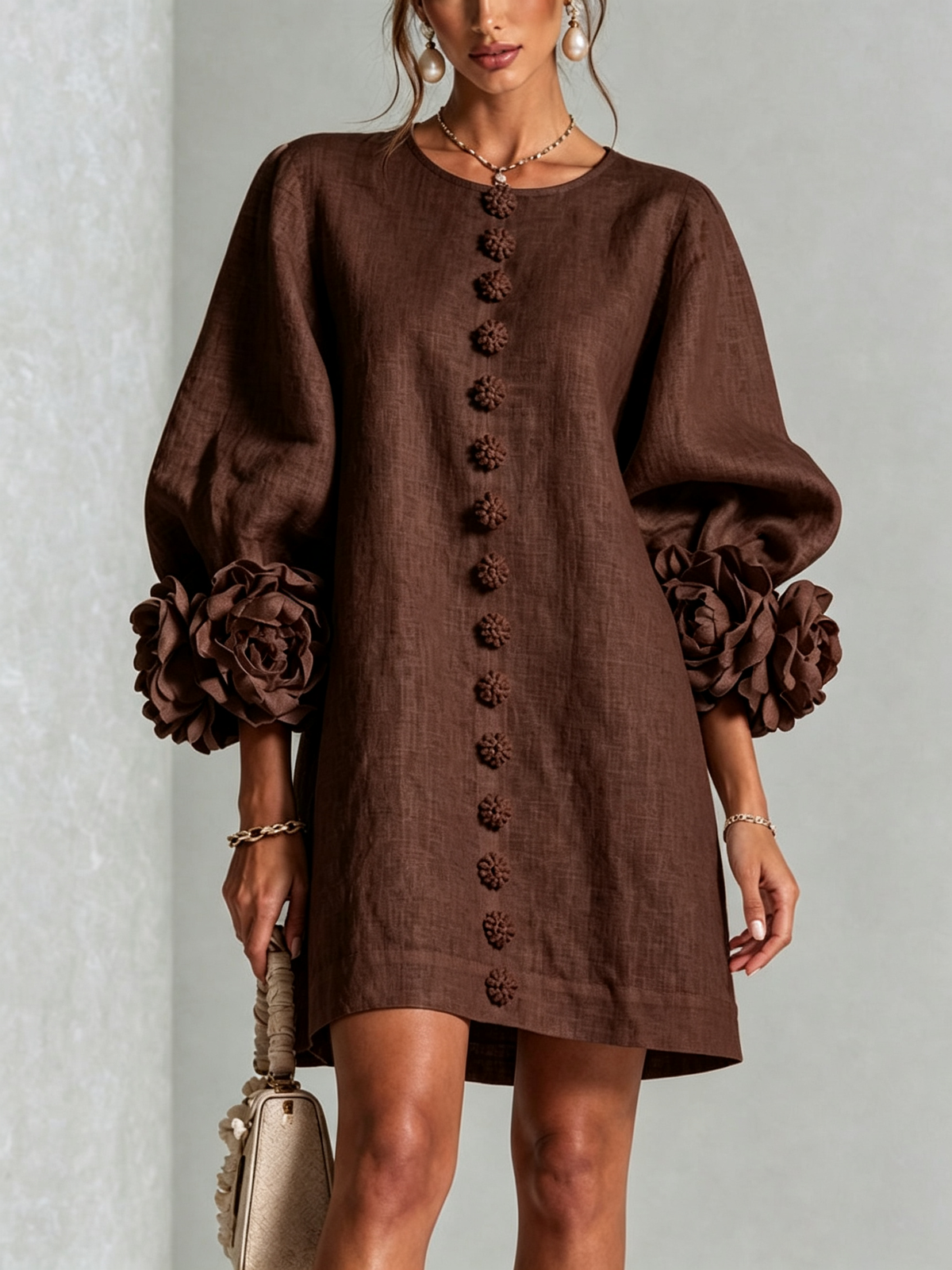 Bruna | Abito Mini in Misto Lino con Polsini a Rosa, Marrone Cioccolato | Blanca Vela