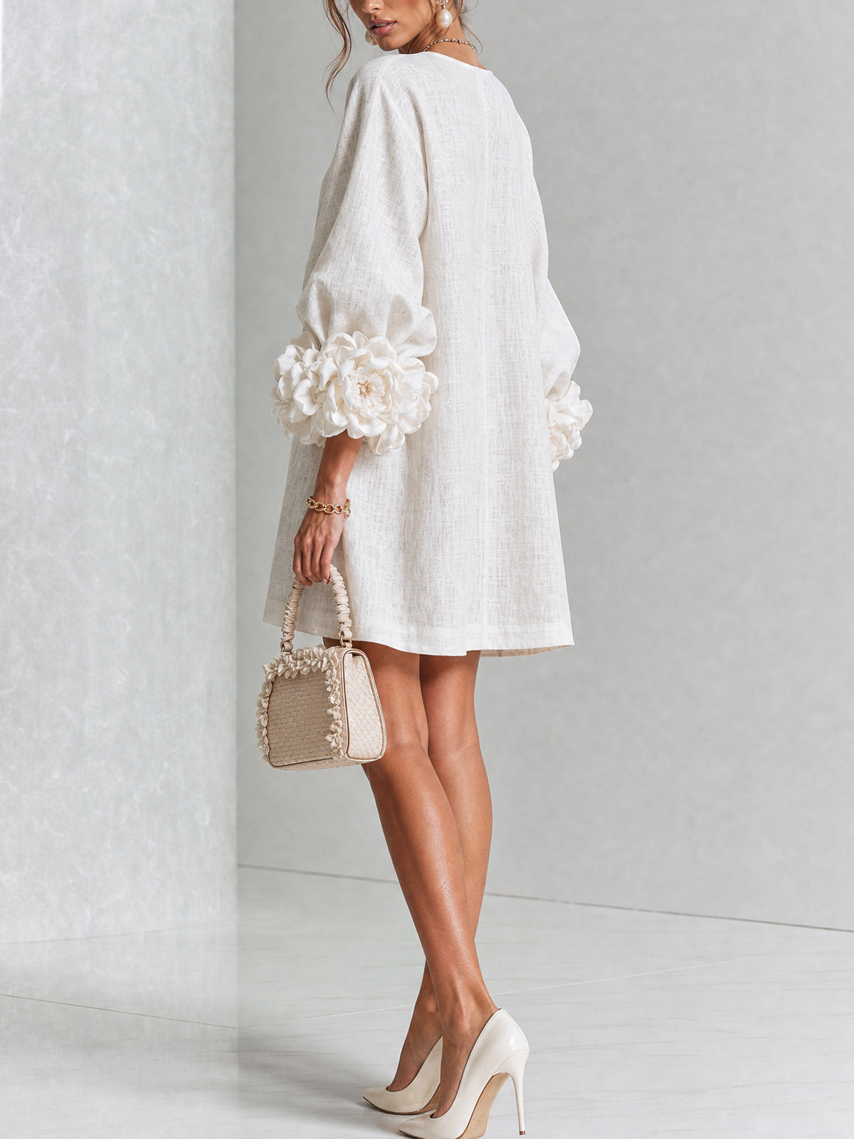 Cecilia | Vestido Mini de Mezcla de Lino con Puños Anudados en Flor | Blanca Vela