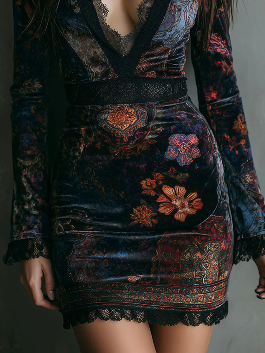 Iris | Mini Vestido Ajustado de Terciopelo, Encaje y Estampado Floral | Blanca Vela