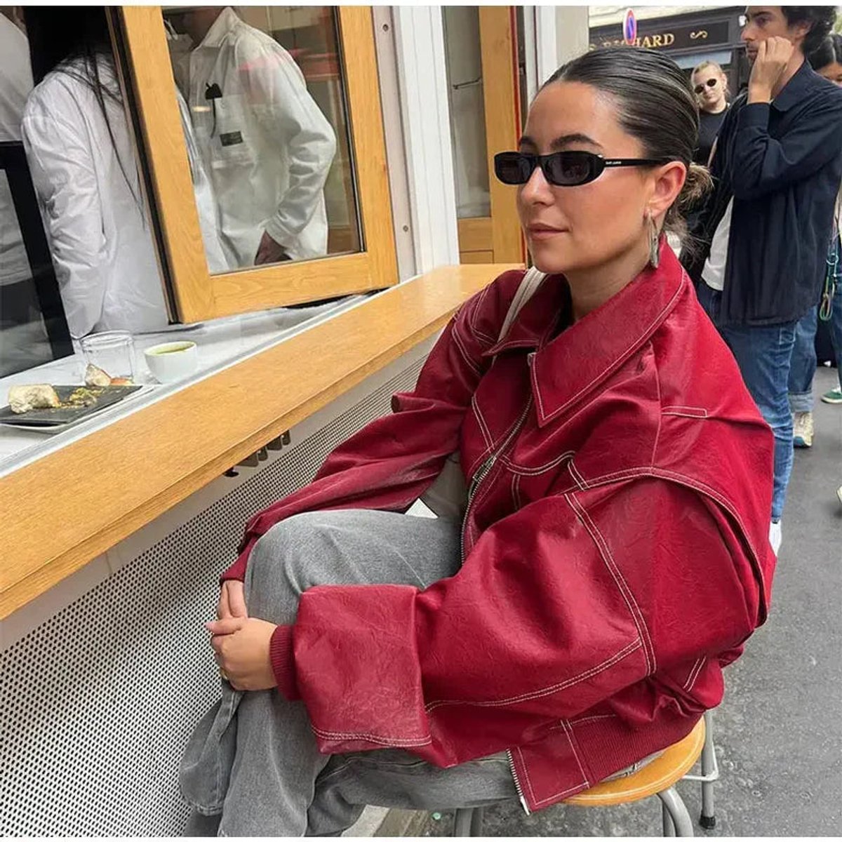 Renée | Bomber Oversize con Costuras de Contraste | Blanca Vela
